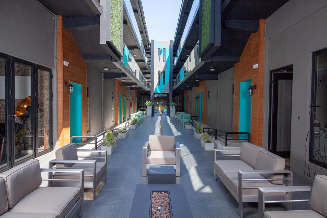 Eazy Living Tijuana Centro Exterior foto