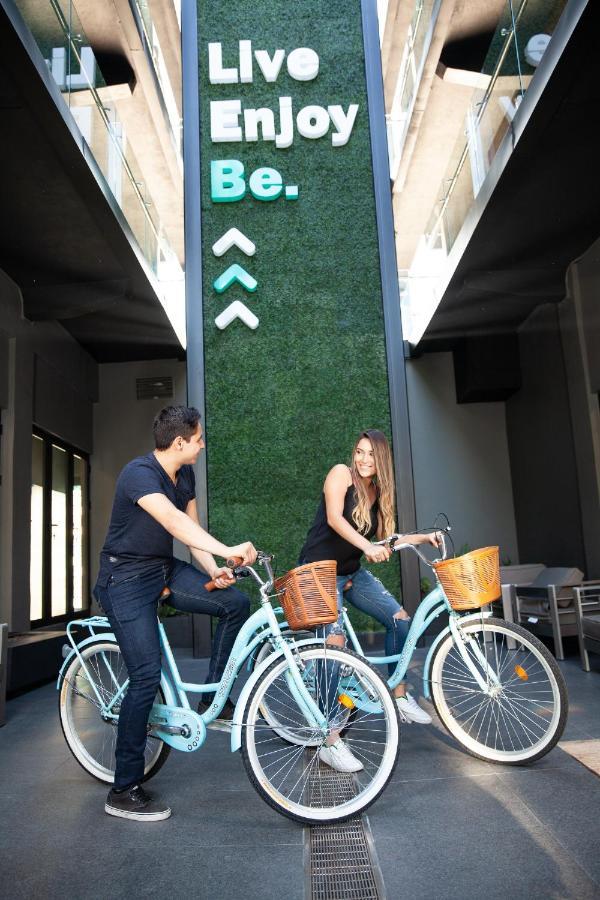 Eazy Living Tijuana Centro Exterior foto